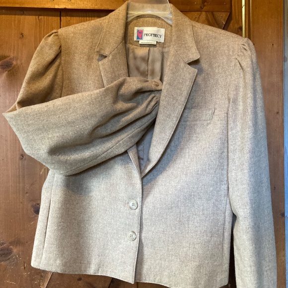 Prophecy Women’s Wool Blazer - Picture 5 of 5